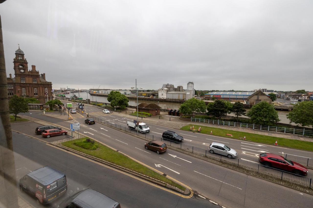 Entire Two Double Bedrooms Flat With River Yare View H6 Great Yarmouth Bagian luar foto